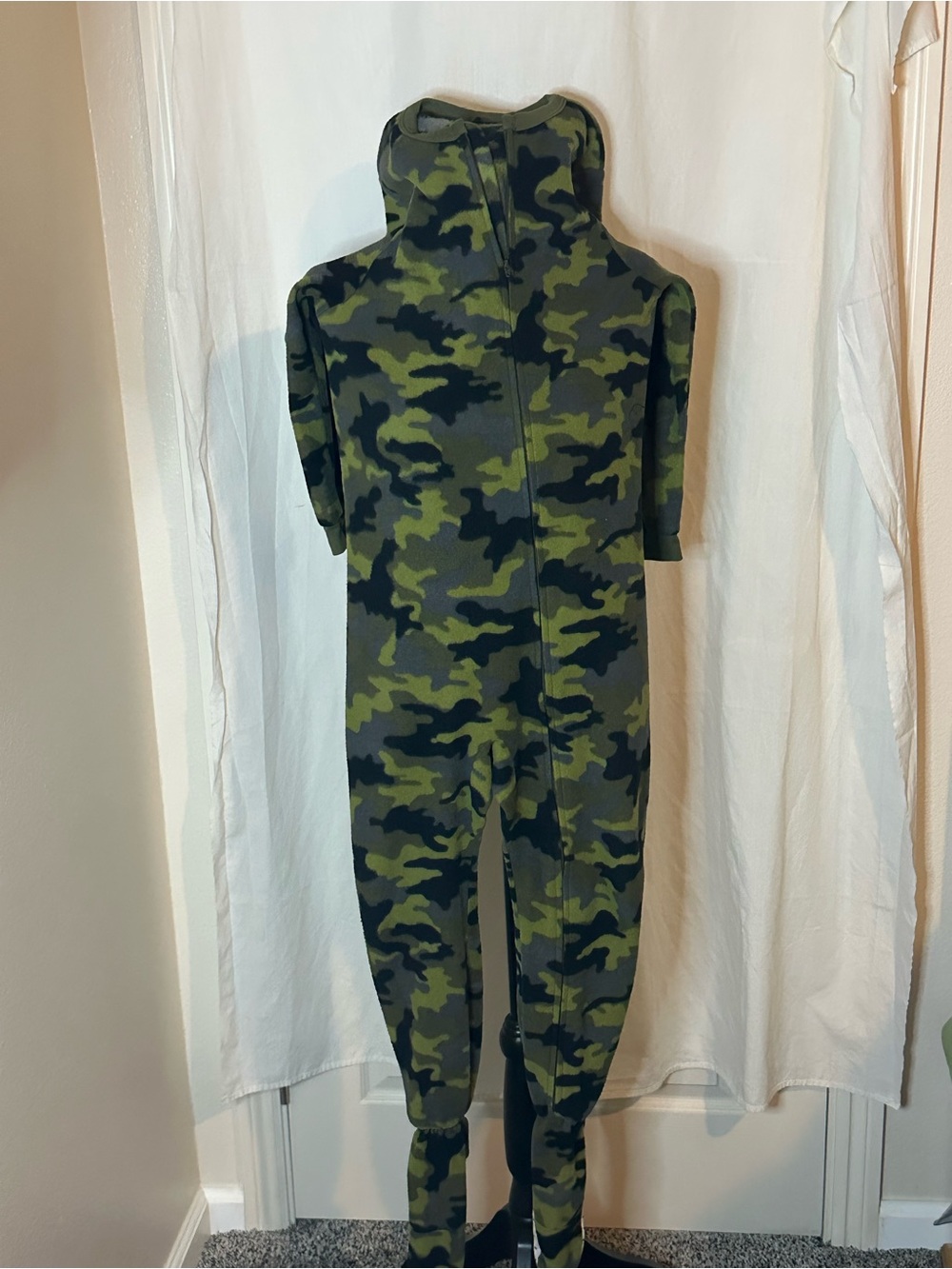 Kids Large Soft Green Camo Full Zip One-Piece Footie